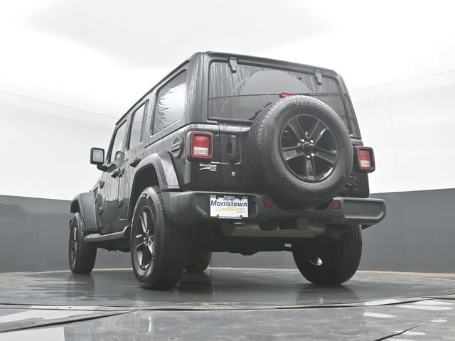 Used 2020 Jeep Wrangler Unlimited Sahara AWD/4WD image 40