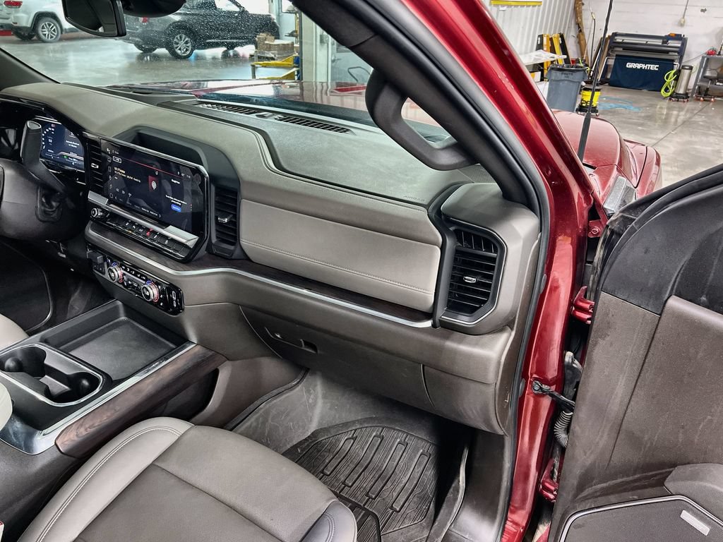 Used 2025 GMC Sierra 2500 SLT w/ SLT Premium Package AWD/4WD image 30