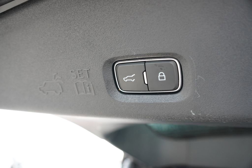 Certified 2025 Ford Expedition Max Active image 24