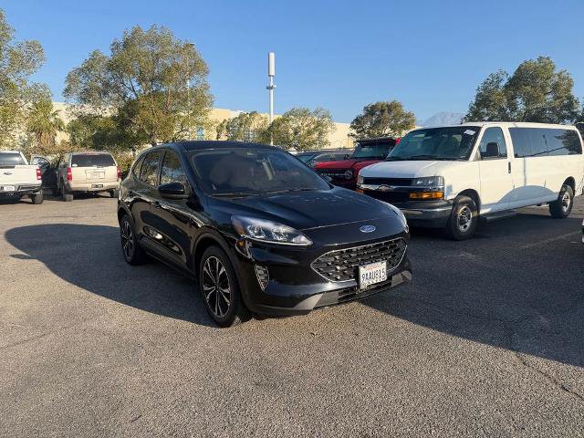 Certified 2022 Ford Escape SE w/ SE Sport Appearance Package FWD image 2