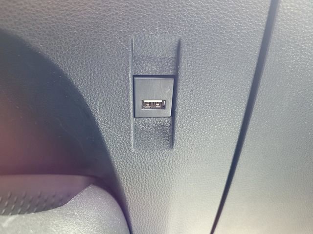 Used 2021 Toyota Corolla LE image 17