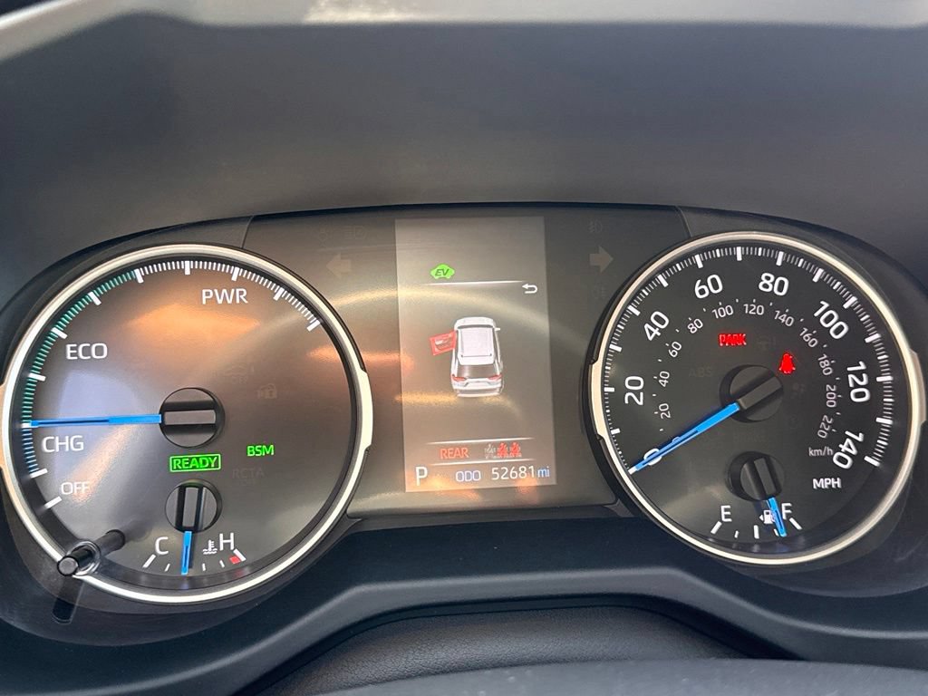 Used 2021 Toyota RAV4 XLE Premium AWD/4WD image 21