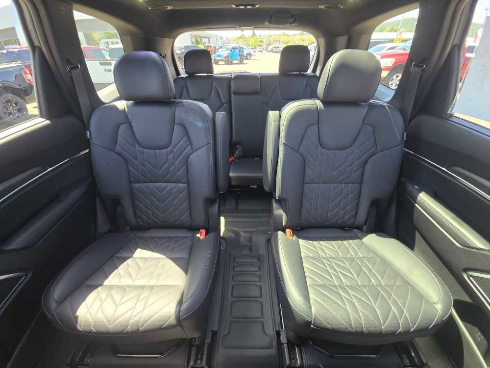 Used 2024 Kia Telluride SX X-Line AWD/4WD image 17