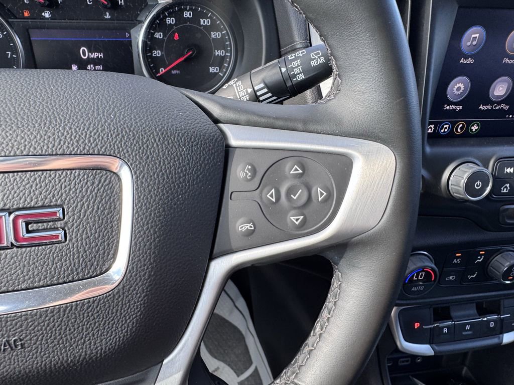 Used 2023 GMC Terrain SLT AWD/4WD image 14