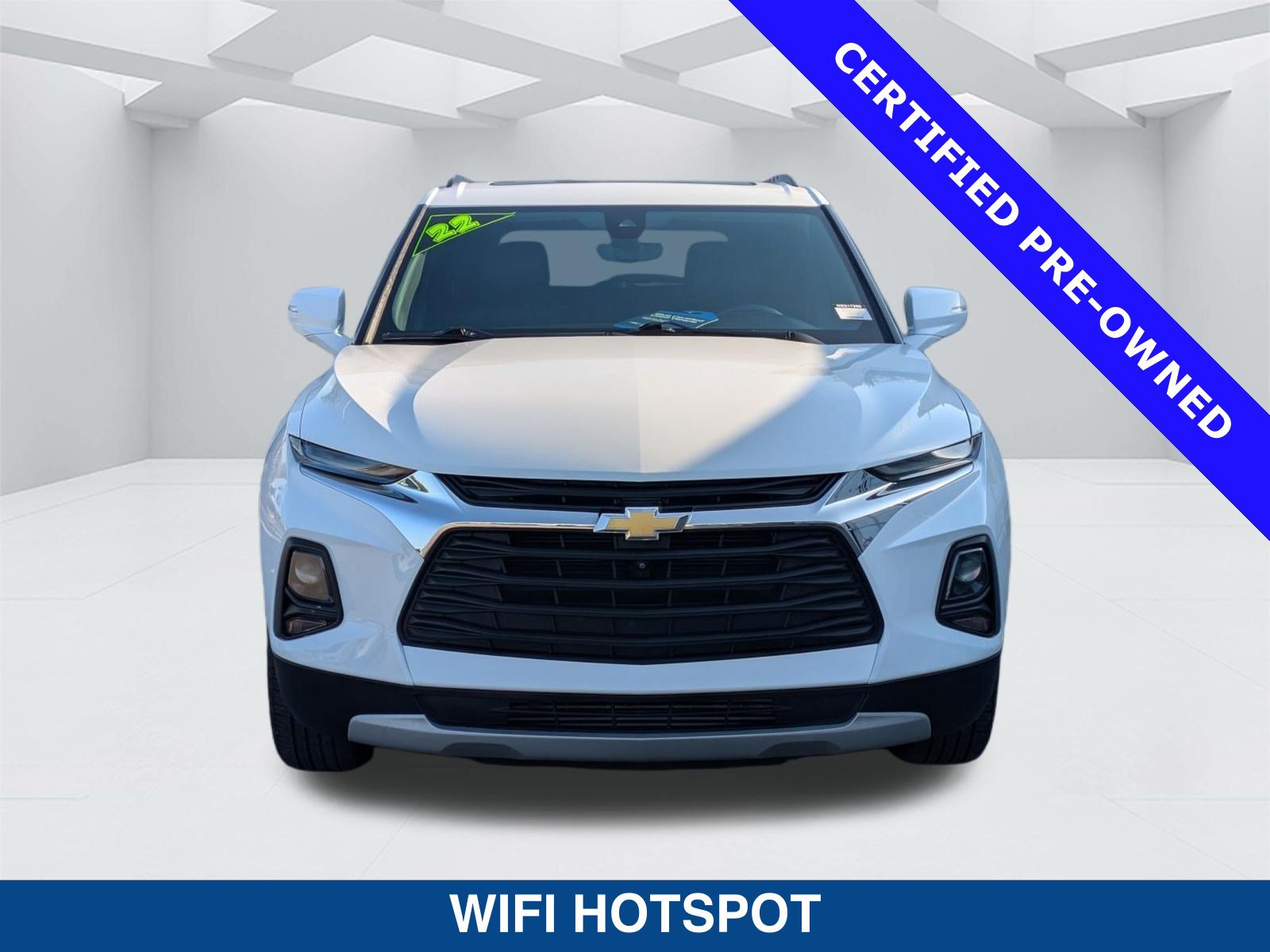 Used 2022 Chevrolet Blazer LT w/ Sound & Technology Package FWD image 8