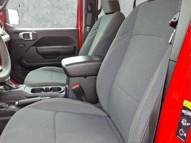 Used 2024 Jeep Wrangler Unlimited Sport AWD/4WD image 19