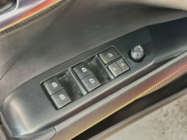 Used 2020 Toyota Camry LE FWD image 20
