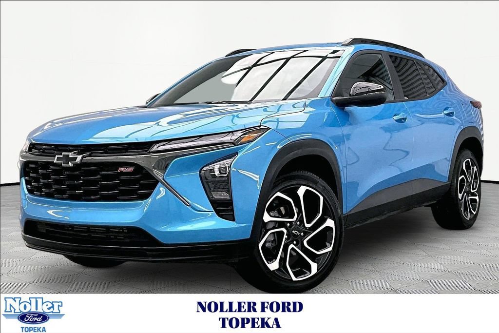 Used 2025 Chevrolet Trax RS w/ Driver Confidence Package