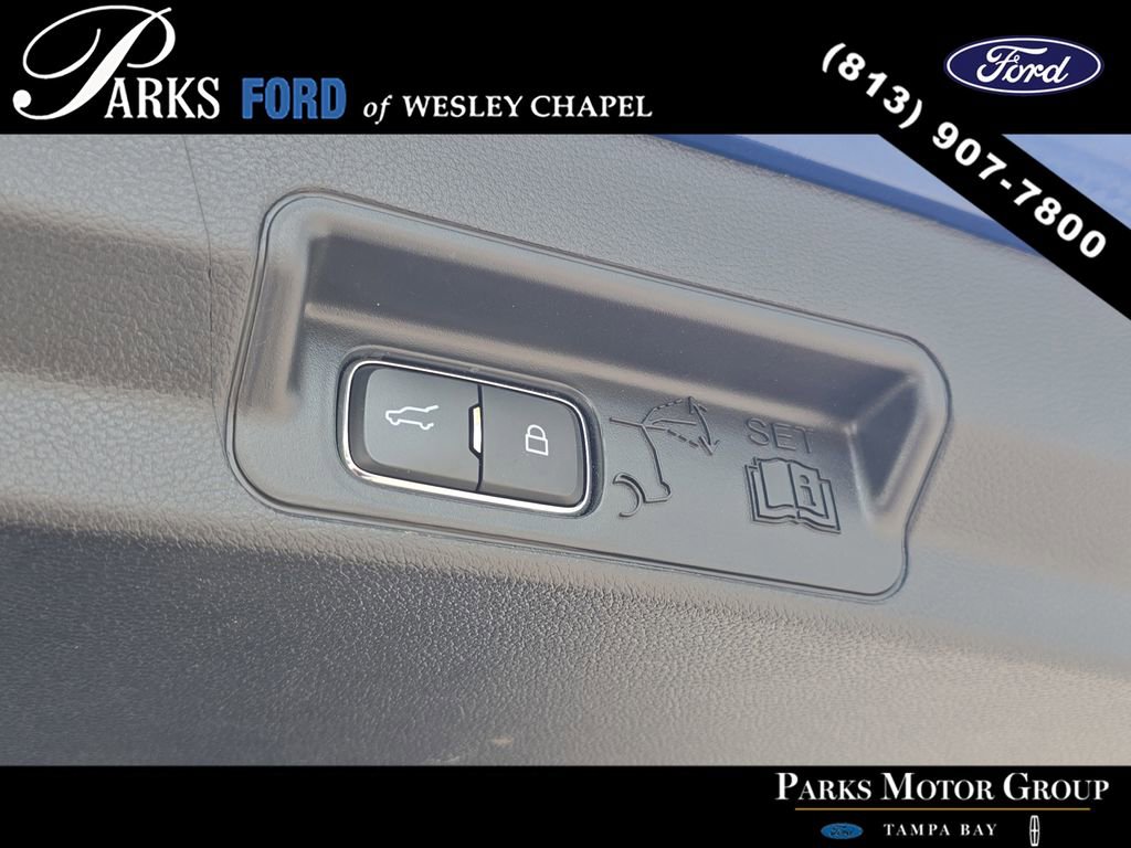 Certified 2021 Ford Explorer XLT w/ Equipment Group 202A RWD image 9