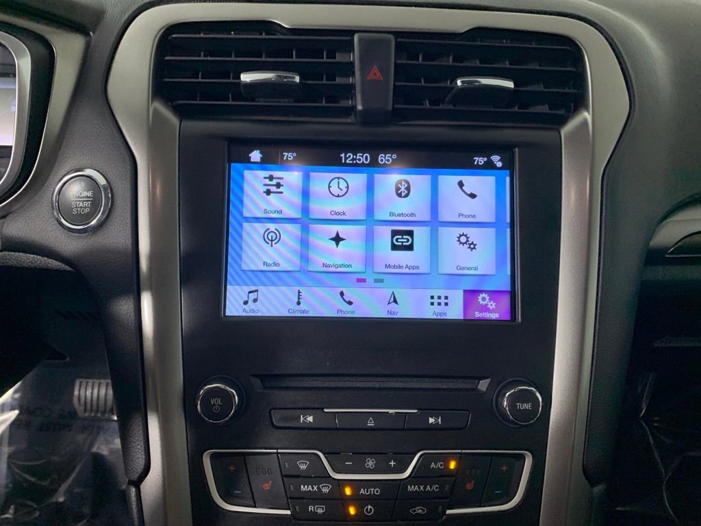 Certified 2017 Ford Fusion Energi SE FWD image 23