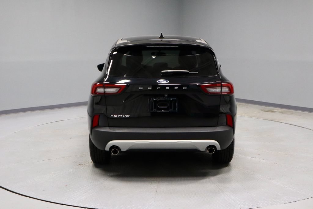 Certified 2024 Ford Escape Active w/ Cold Weather Package FWD image 10