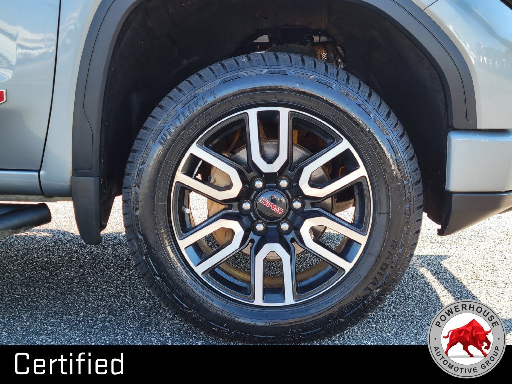 Used 2025 GMC Sierra 1500 AT4 w/ AT4 Premium Package AWD/4WD image 12