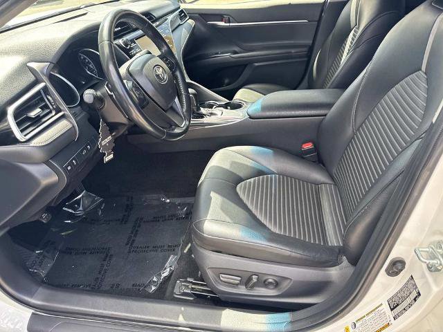 Used 2018 Toyota Camry SE FWD image 16