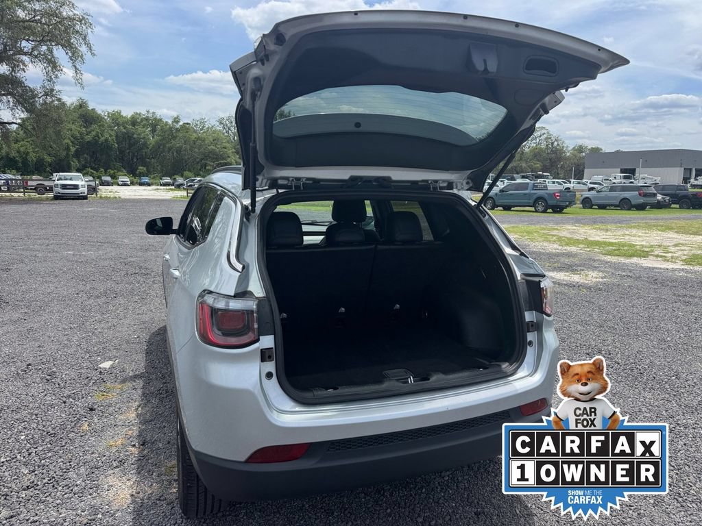 Used 2024 Jeep Compass Latitude AWD/4WD image 27