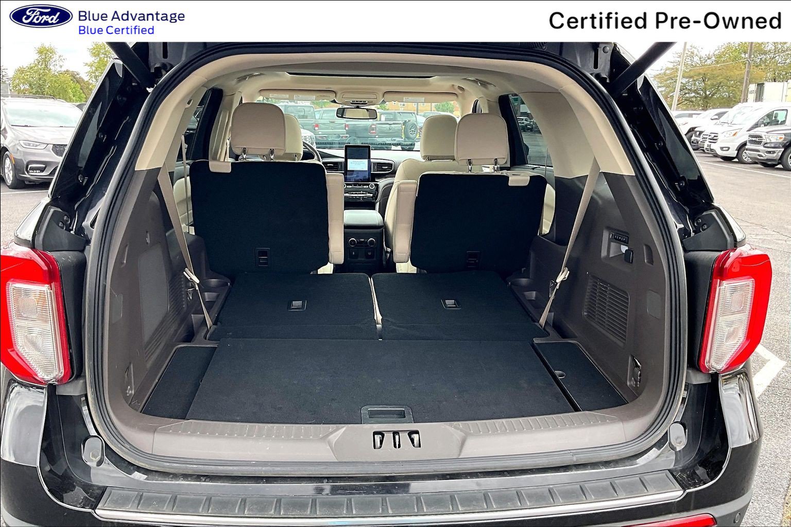 Certified 2022 Ford Explorer Platinum w/ Equipment Group 601A AWD/4WD image 20