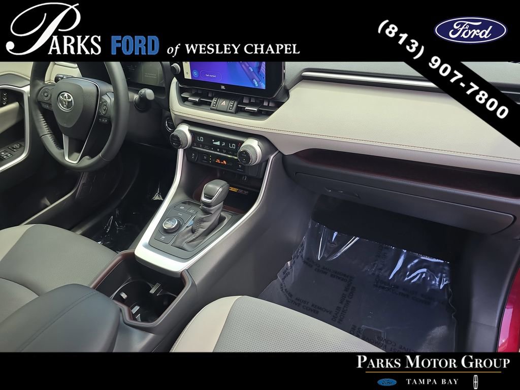 Used 2023 Toyota RAV4 Limited AWD/4WD image 10