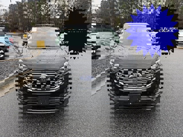 Certified 2024 Ford Edge Titanium image 3