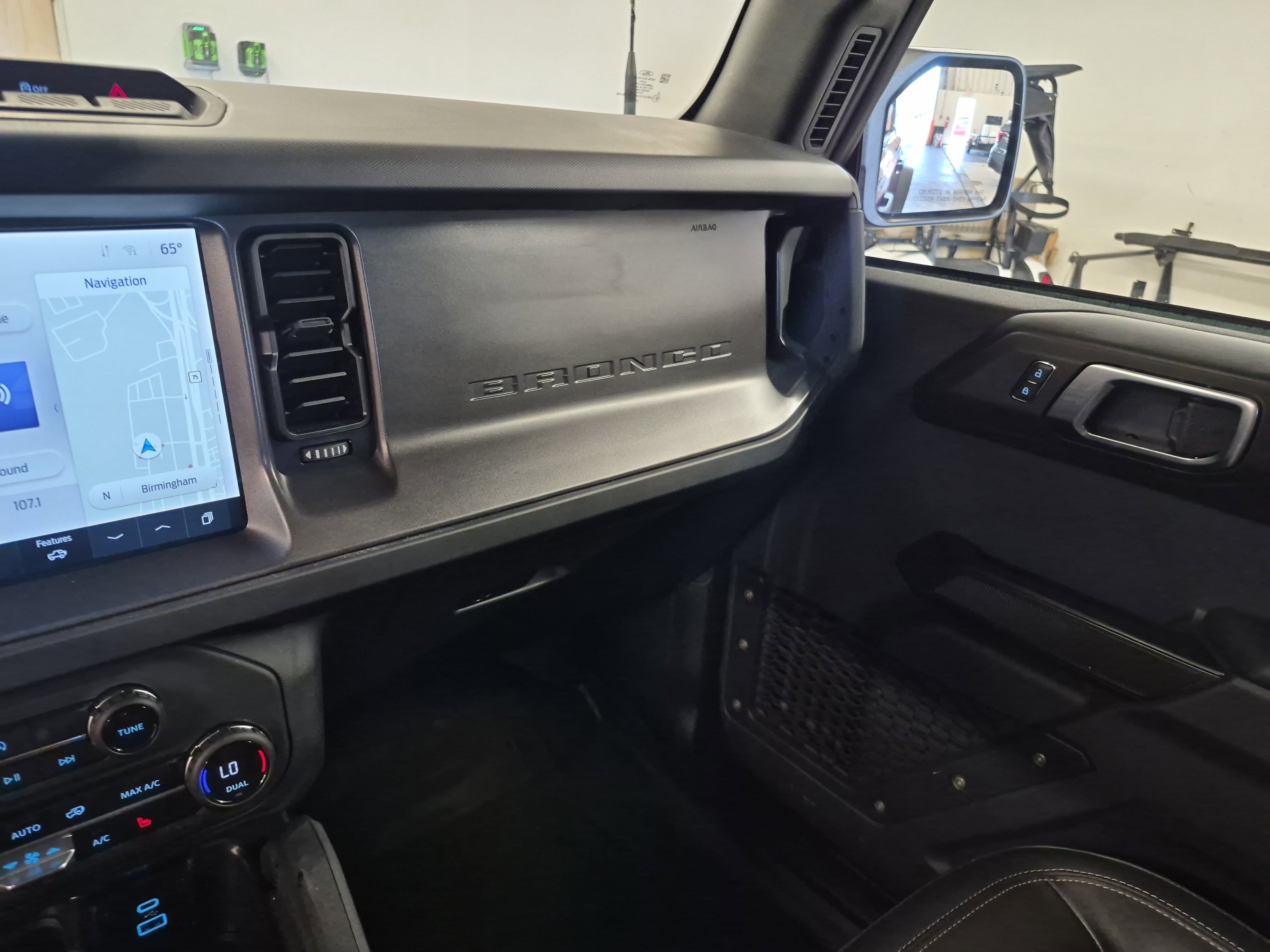 Certified 2025 Ford Bronco Badlands w/ Sasquatch Package AWD/4WD image 17