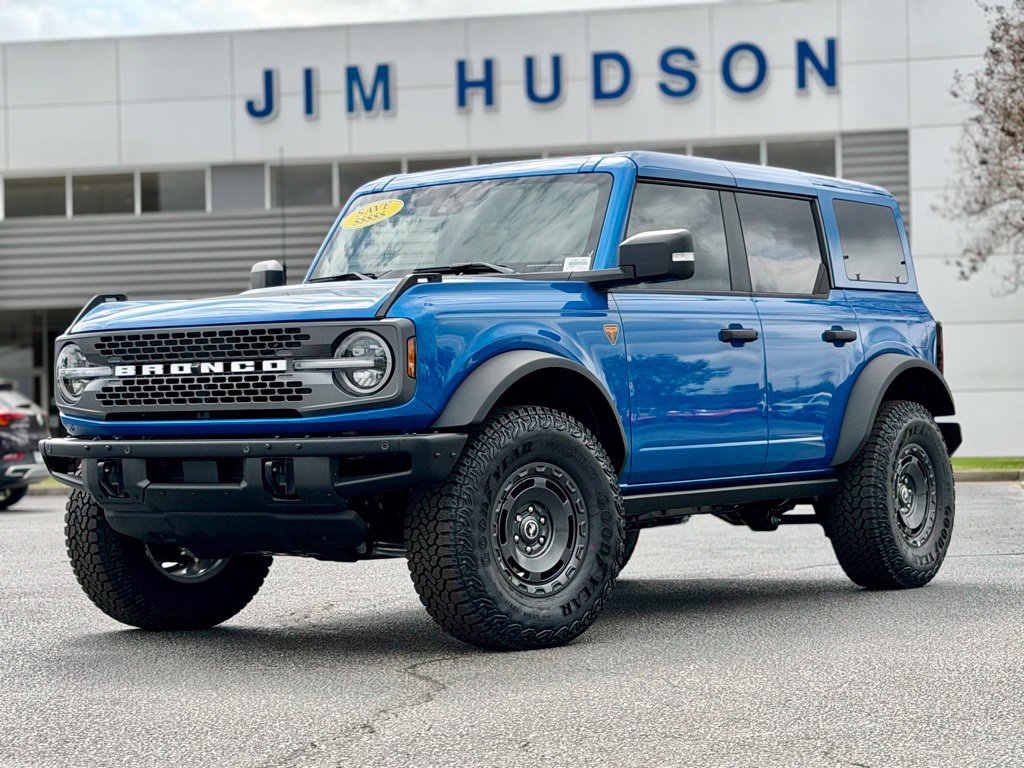 Certified 2025 Ford Bronco Badlands AWD/4WD image 2