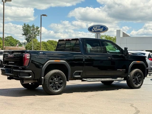 Used 2024 GMC Sierra 2500 AT4 w/ Technology Package AWD/4WD image 33