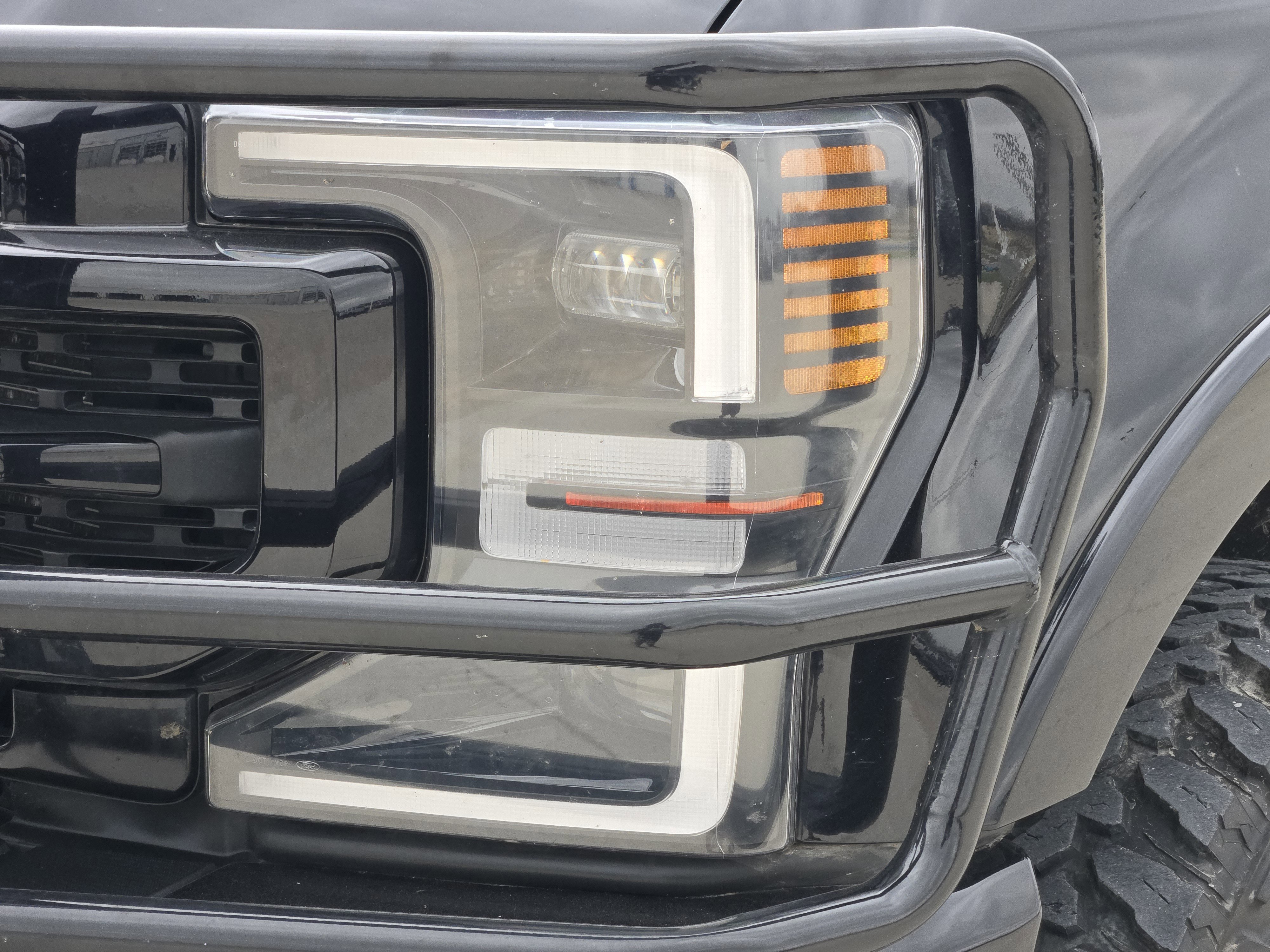 Certified 2022 Ford F250 Lariat w/ Tremor Off-Road Package image 9