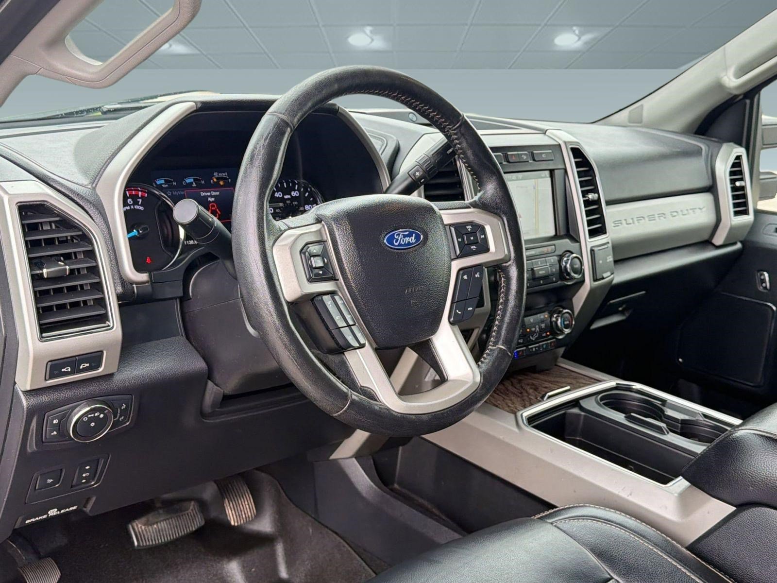 Certified 2019 Ford F250 Lariat w/ Lariat Ultimate Package AWD/4WD image 4