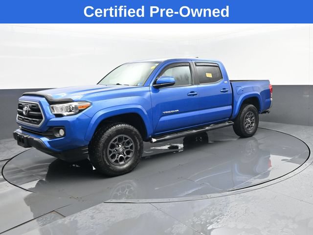 Used 2017 Toyota Tacoma SR5 w/ Exterior Package AWD/4WD image 2