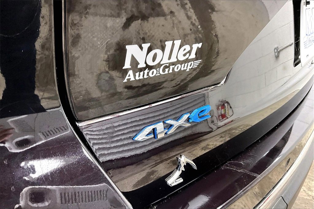 Used 2022 Jeep Grand Cherokee Limited 4xe w/ Luxury Tech Group II image 10