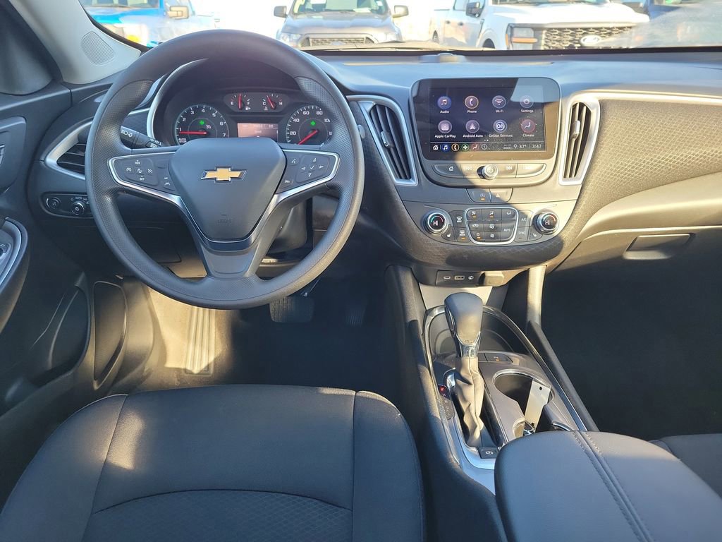 Used 2024 Chevrolet Malibu LT image 12