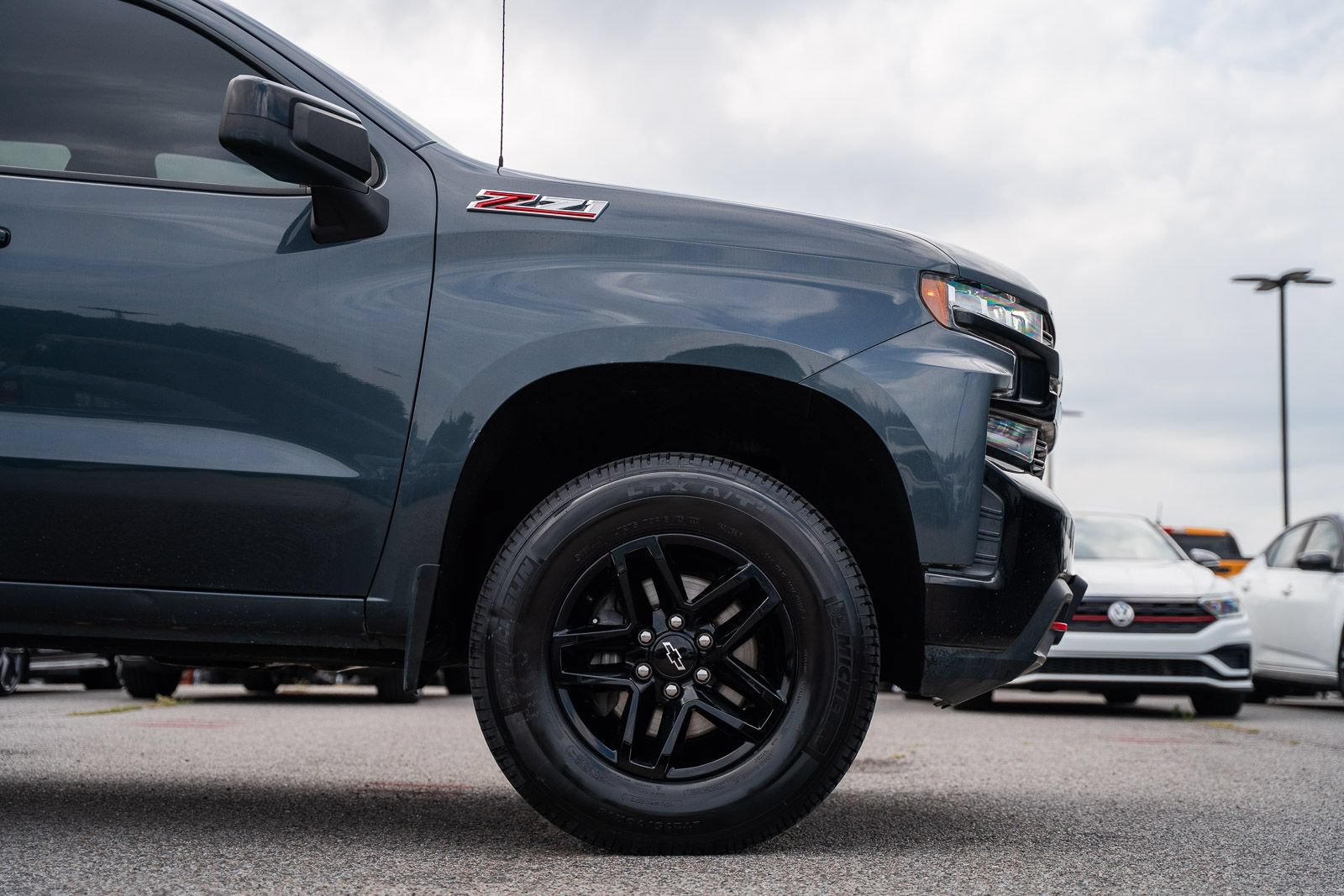 Used 2020 Chevrolet Silverado 1500 LT Trail Boss AWD/4WD image 9