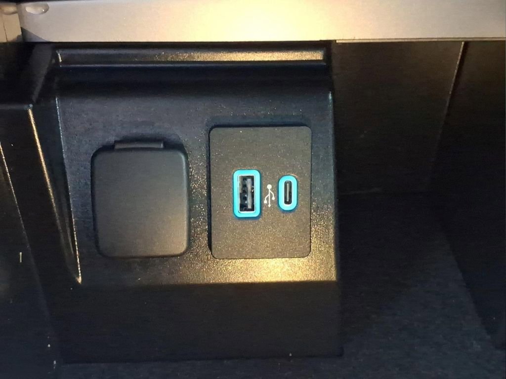 Certified 2023 Ford Explorer ST w/ Equipment Group 401A image 10