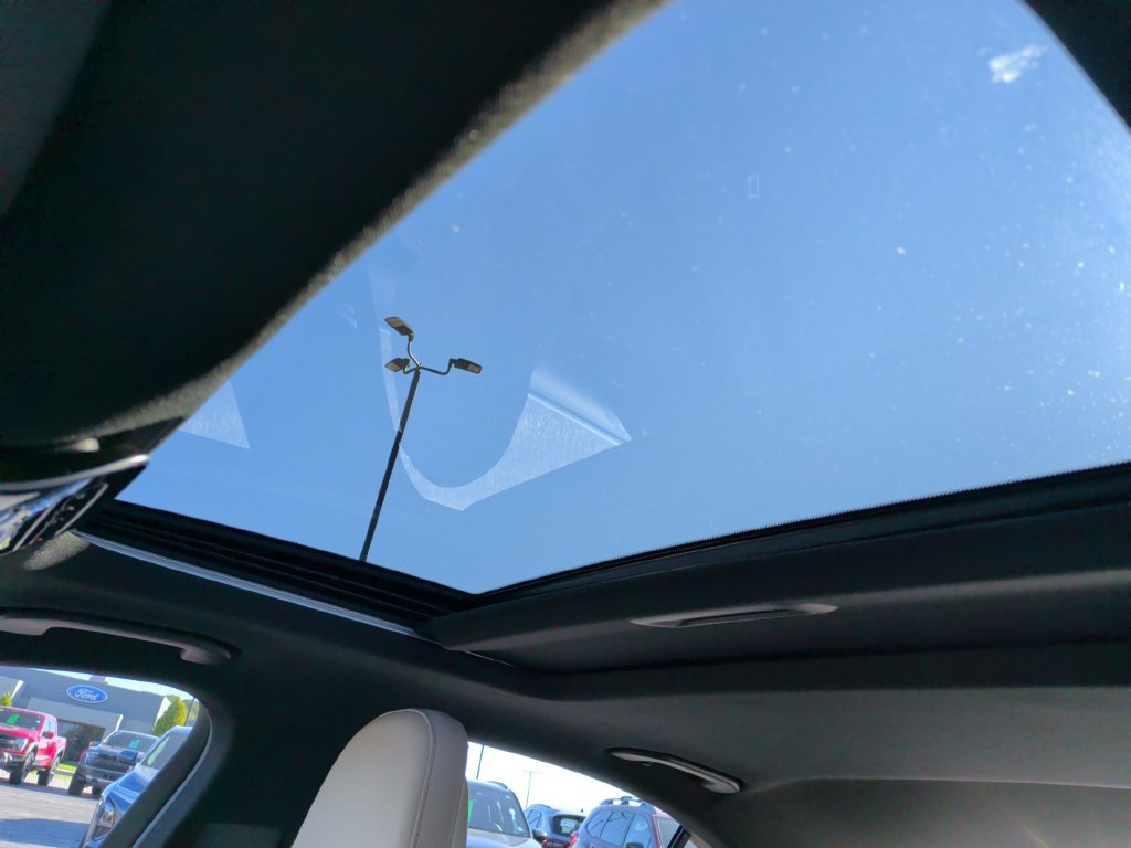 Used 2023 Mercedes-Benz C 300 4MATIC Sedan image 30