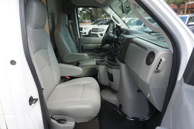 Certified 2024 Ford E-350 and Econoline 350 Super Duty w/ Power Windows & Locks Group RWD image 3
