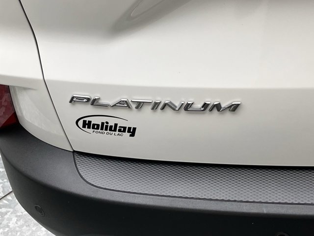 Certified 2024 Ford Escape Platinum AWD/4WD image 31
