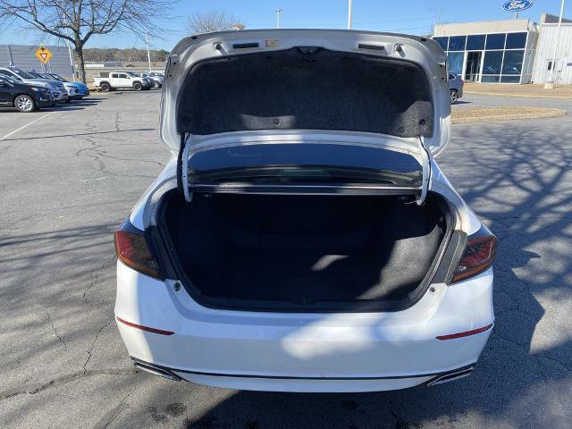 Used 2018 Honda Accord EX-L image 9