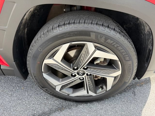 Used 2023 Hyundai Tucson Limited AWD/4WD image 10