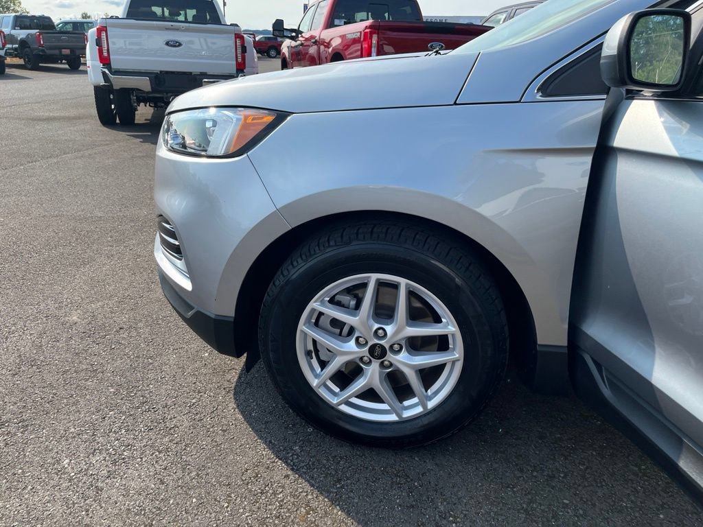 Certified 2024 Ford Edge SEL AWD/4WD image 19
