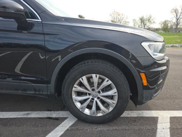 Used 2019 Volkswagen Tiguan SE AWD/4WD image 6