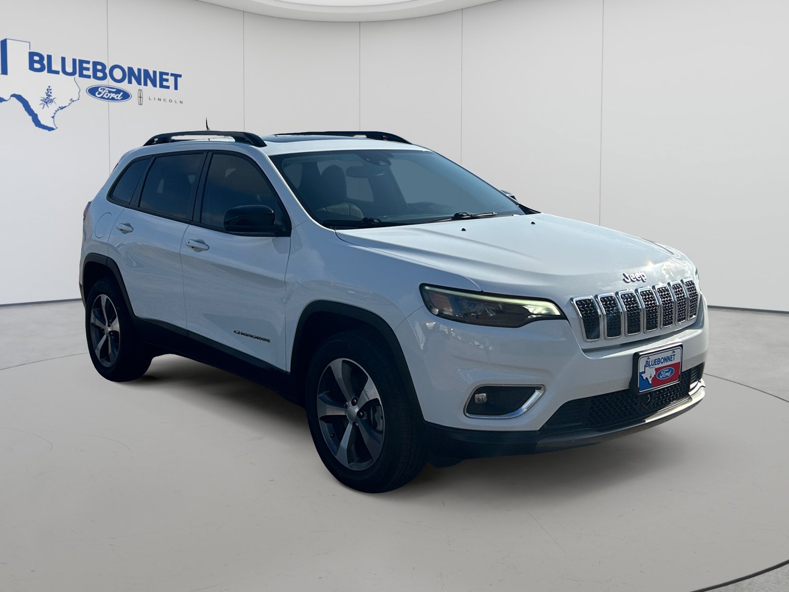 Used 2022 Jeep Cherokee Limited AWD/4WD image 3