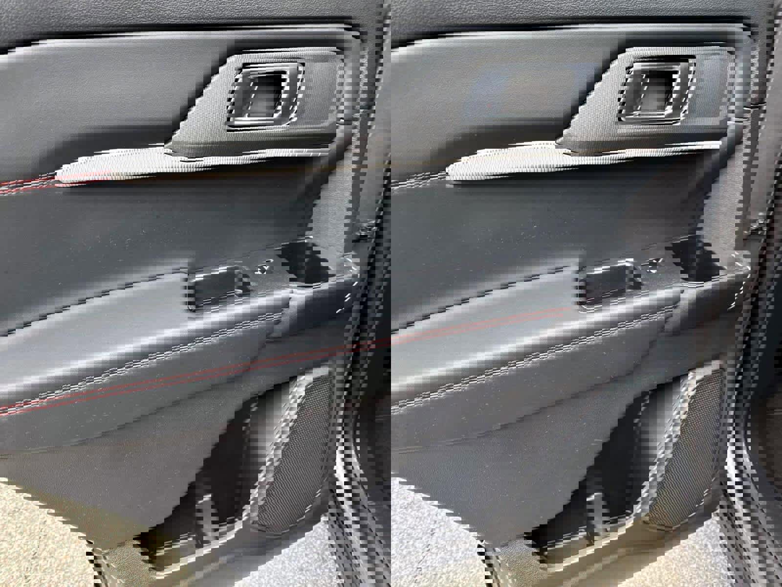 Certified 2025 Ford Explorer ST-Line w/ ST-Line Street Pack image 16