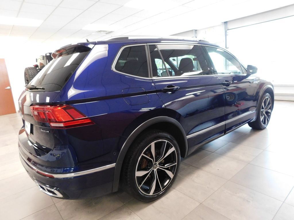 Used 2022 Volkswagen Tiguan SEL R-Line AWD/4WD image 4