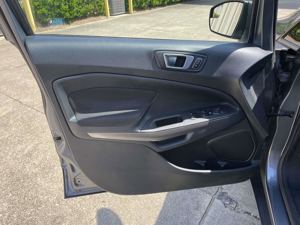 Certified 2019 Ford EcoSport SE image 15
