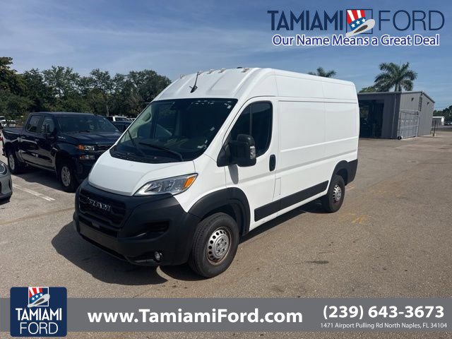 Used 2024 RAM ProMaster 2500 w/ Convenience Group FWD image 1