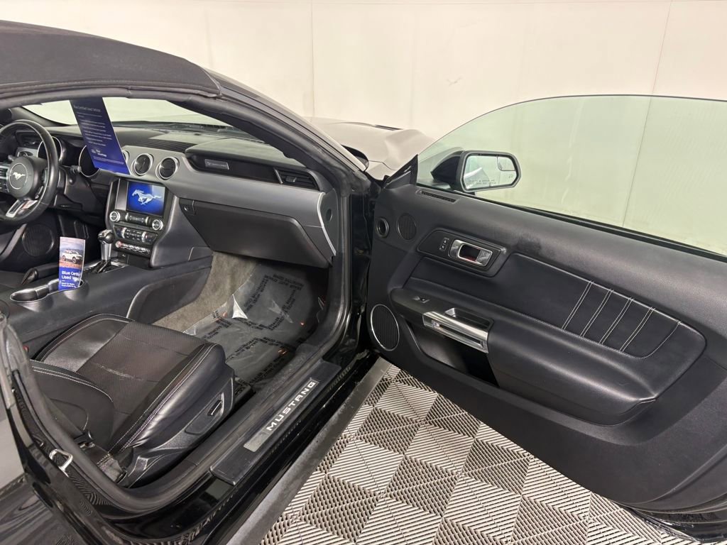 Certified 2018 Ford Mustang Premium image 38