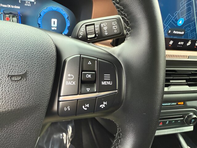 Certified 2025 Ford Bronco Sport Outer Banks w/ Outer Banks Tech Package+ AWD/4WD image 19