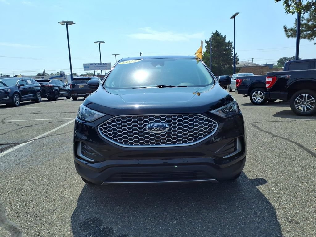 Certified 2024 Ford Edge SEL AWD/4WD image 3