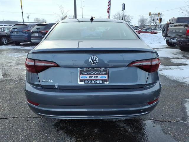 Used 2021 Volkswagen Jetta S image 4