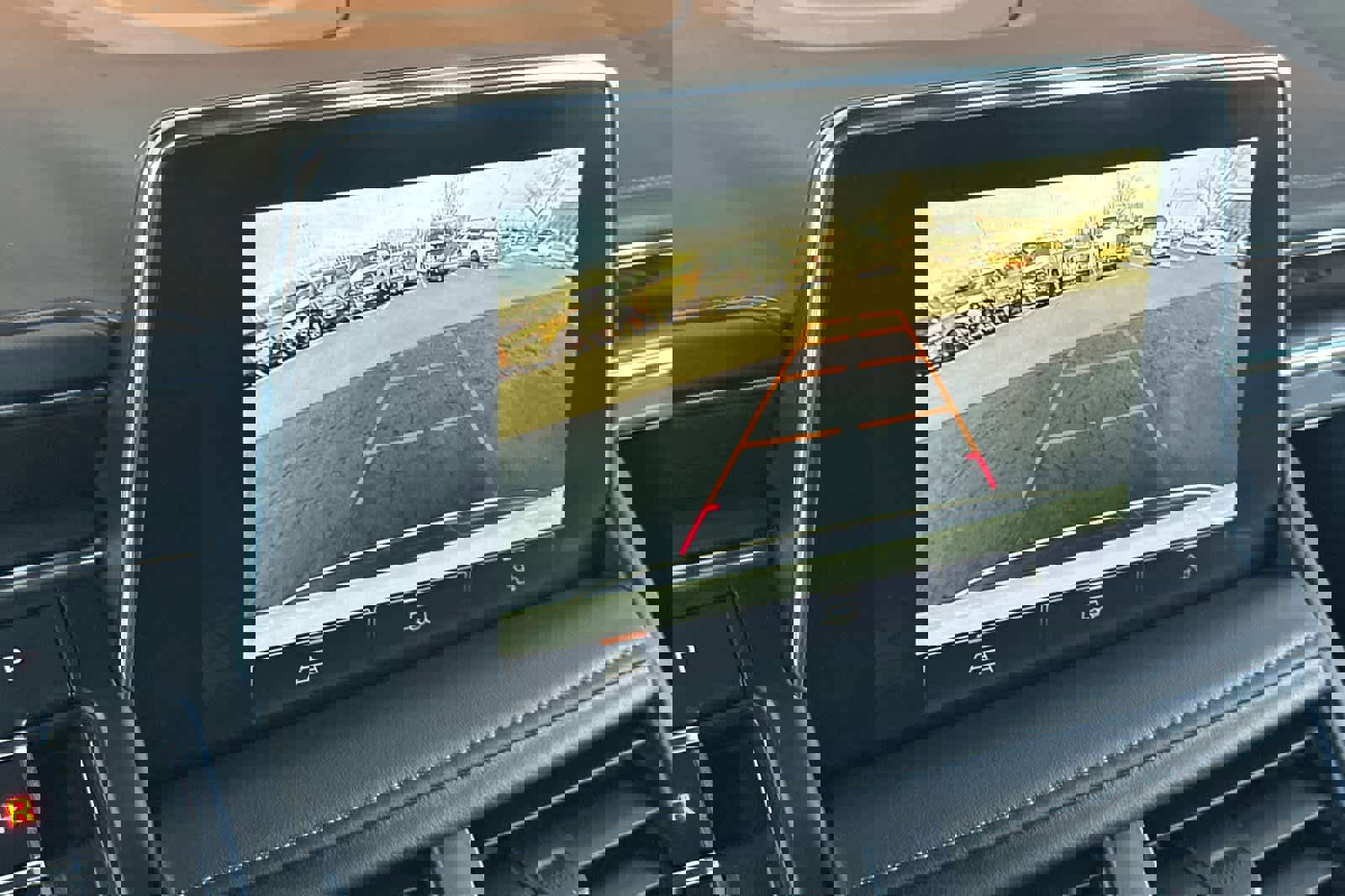 Used 2024 GMC Yukon SLE w/ Max Trailering Package image 21