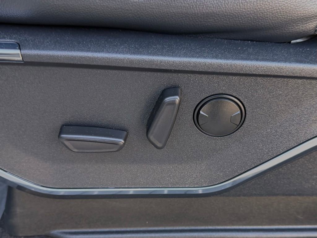 Certified 2023 Ford F150 Lariat image 20