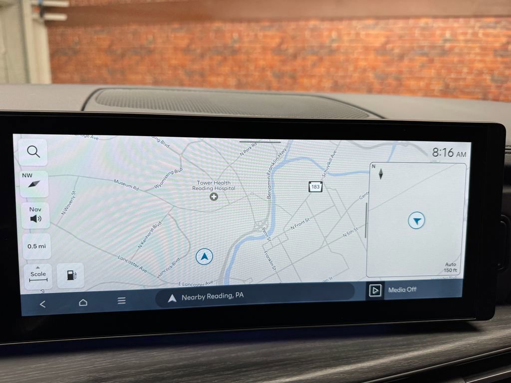 Used 2024 Hyundai Santa Fe Limited image 24